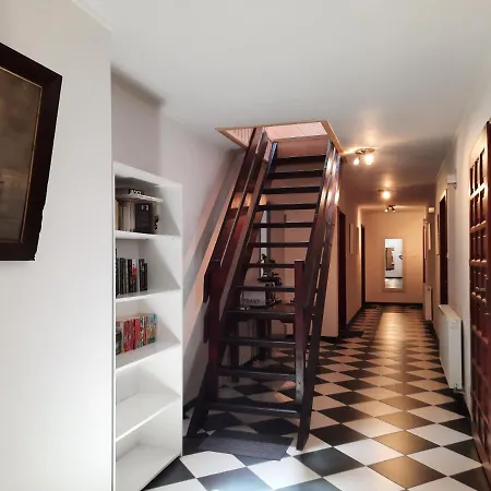 Goscinne Neptunia 3*