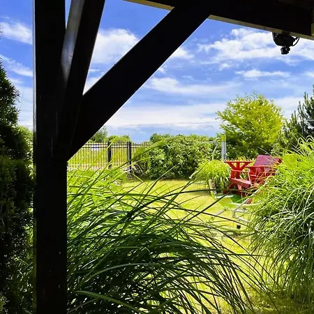 Goscinne Neptunia Bed & Breakfast Rusinowo (Slawno)