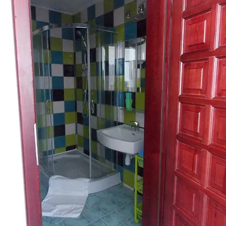 Goscinne Neptunia 住宿加早餐酒店 3*