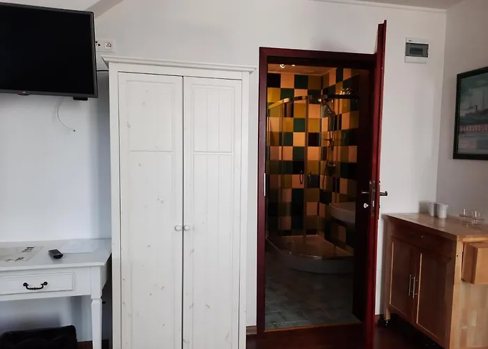 Bed & Breakfast Goscinne Neptunia Jarosławiec