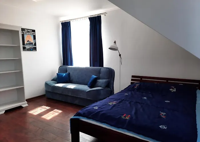 Goscinne Neptunia ياروسوافيتس