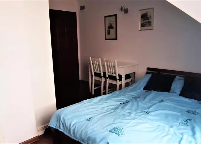 Goscinne Neptunia فندق مبيت وإفطار ياروسوافيتس